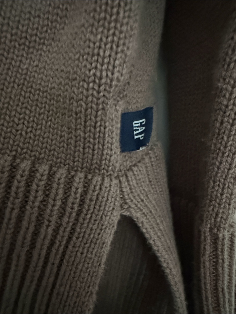 GAP Ribbed Turtleneck Sweater - Picture 3 of 4